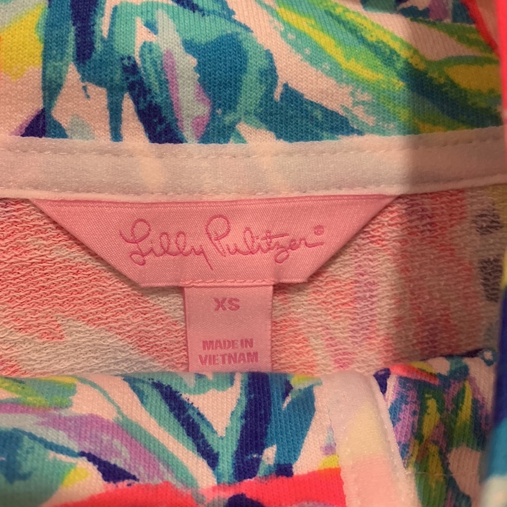Lilly Pulitzer size extra small jacket with pockets - Picture 2 of 6